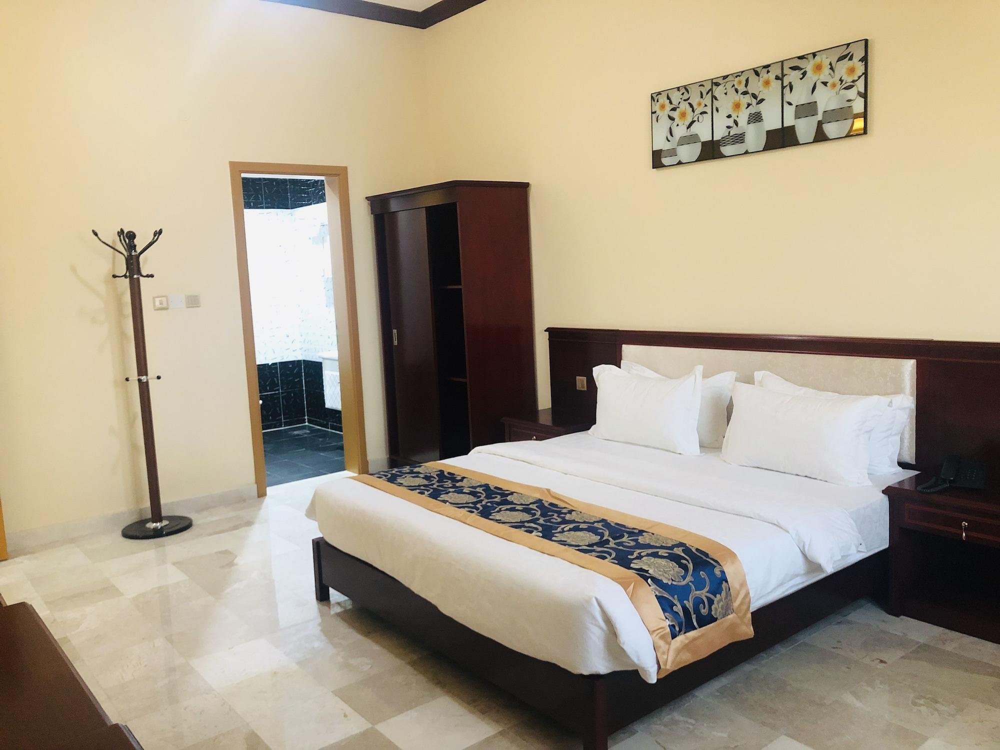 Farah Hotel Apartment Маскат Екстериор снимка