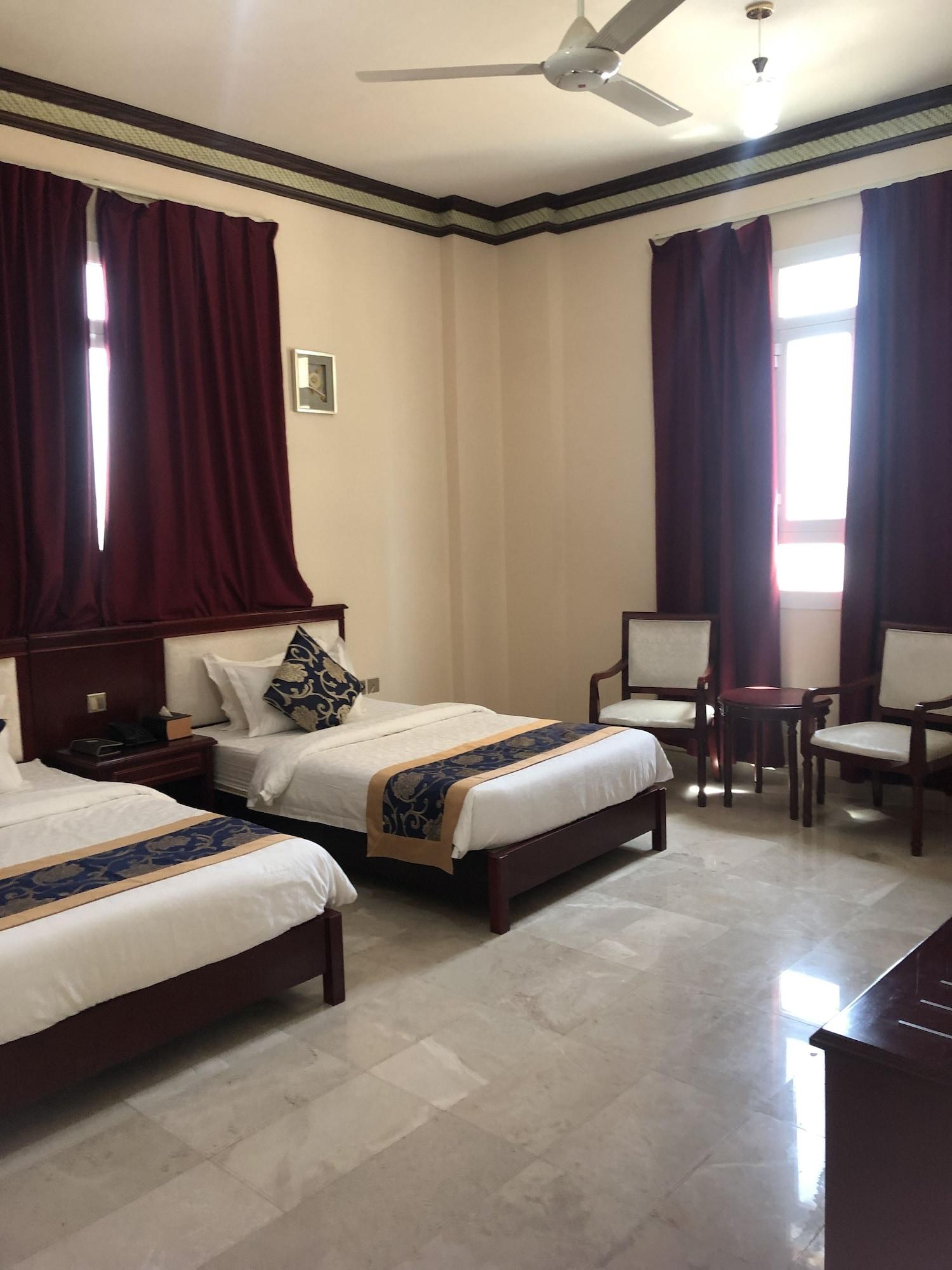 Farah Hotel Apartment Маскат Екстериор снимка
